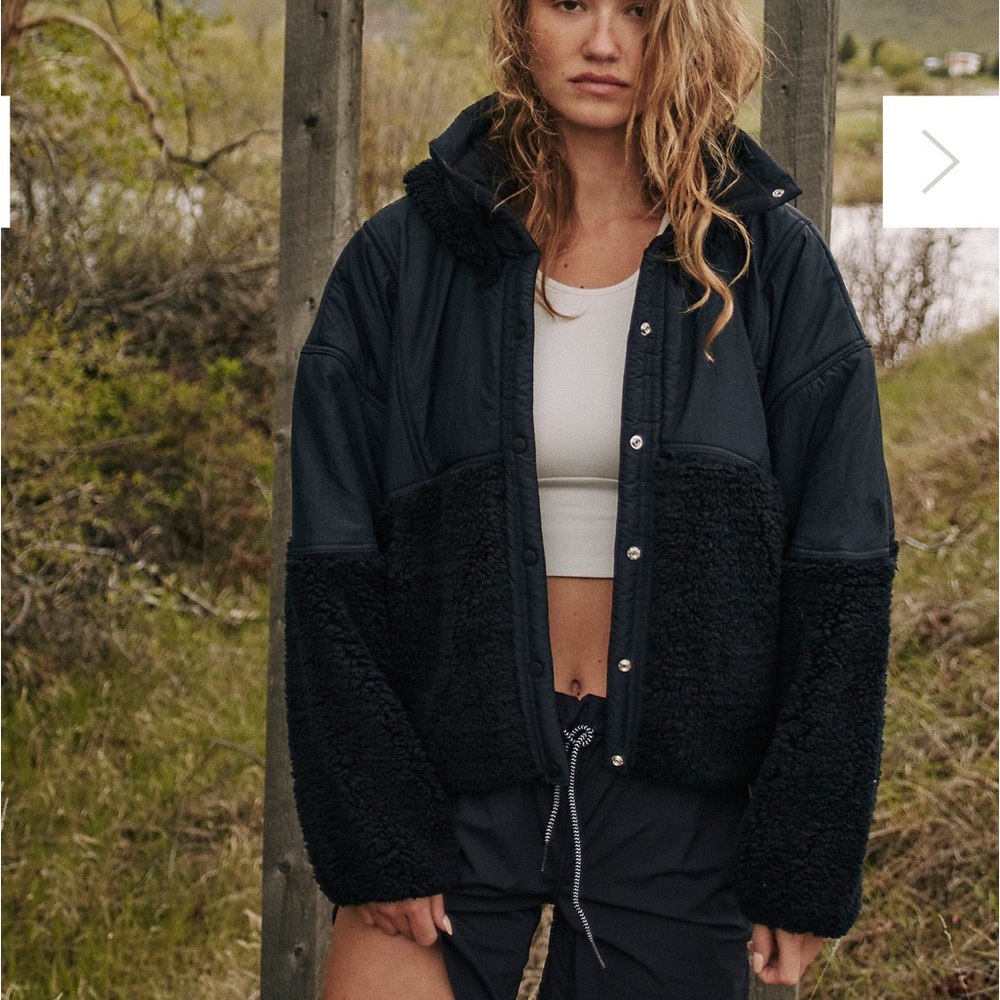 Free people movement adventure awaits fleece, BNWT, size med